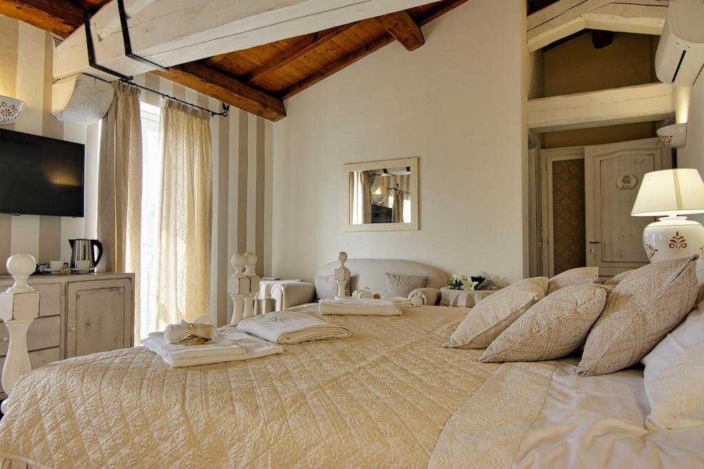 Domus Corallia-Luxury Rooms ポルト・ロトンド 部屋 写真
